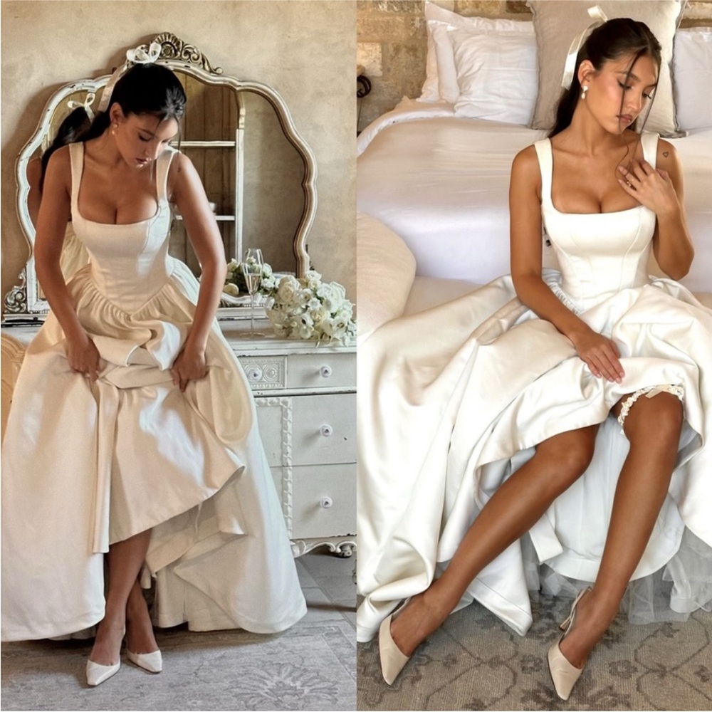 House of CB Ivory Square-Neck Ball Gown Wedding Dress - Picture 14 of 17
